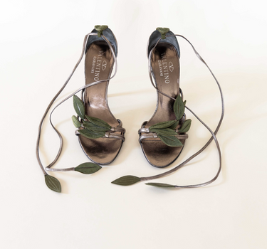 Valentino Garavani Bamboo Sandal Leaf Heel IT 37